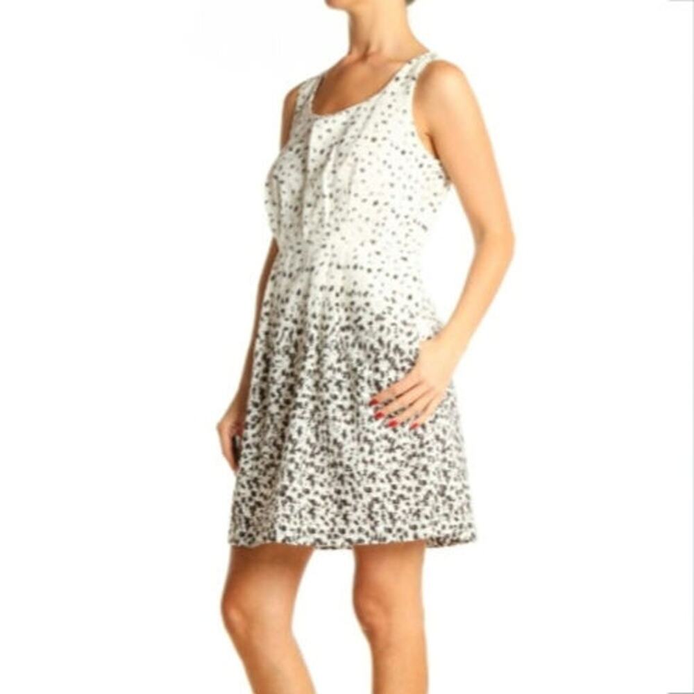 LOFT Ivory Gray Fit Flare Sleeveless Dress 10 Neutral Career Classic Church NEW